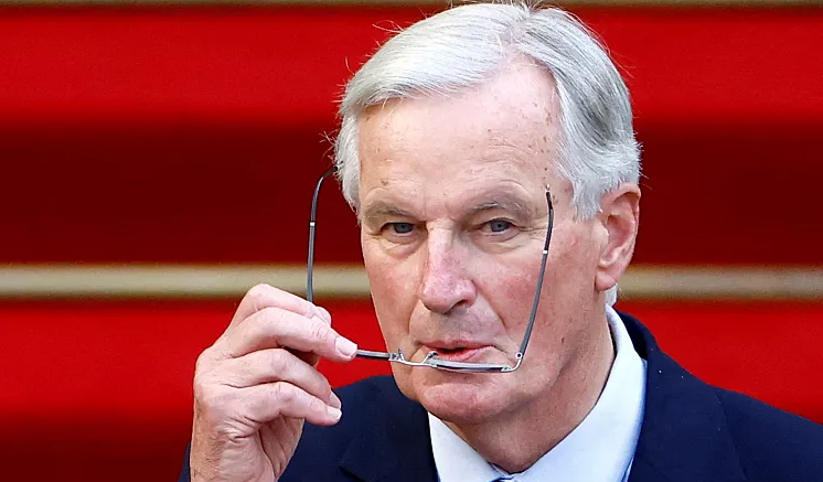 French government collapses in no-confidence vote